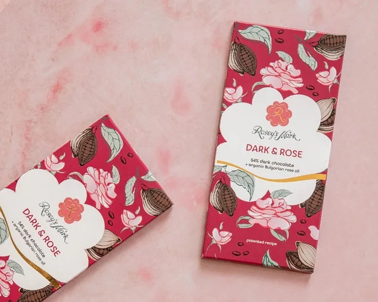 Черен шоколад с рози