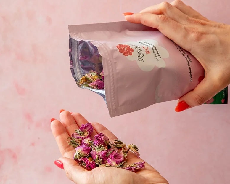 Роза - насипен розов цвят за чай, за готвене и декорация на храна